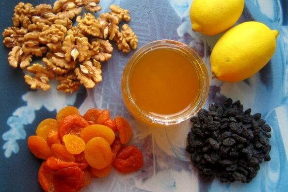 La miel y los frutos secos son dulces que aumentan la actividad sexual del hombre. 