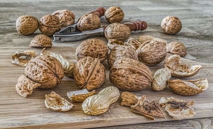 Diferentes nueces para la salud masculina